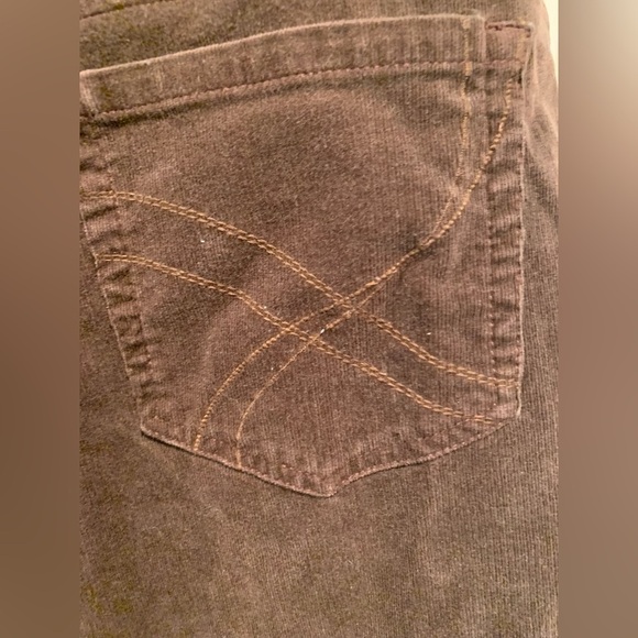 Gloria Vanderbilt Women’s Brown Corduroy Straight Leg Pants; Size 18W - Picture 3 of 8
